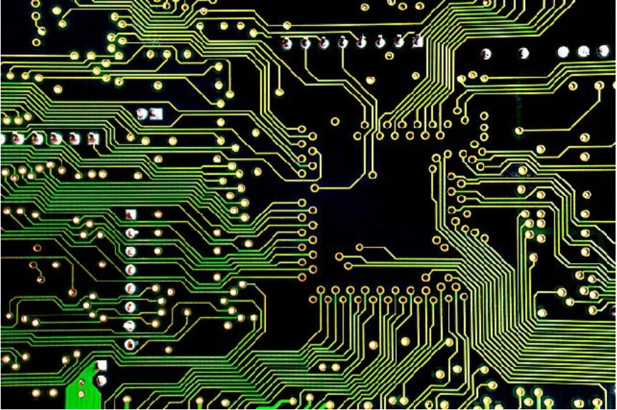 自己設(shè)計(jì) PCB 電路板，需要學(xué)習(xí)哪些科目？